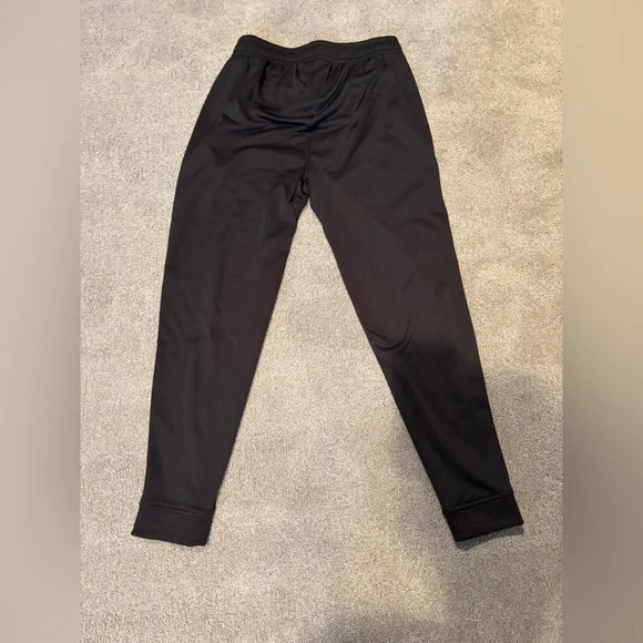 Under Armour Men’s Black Joggers - Picture 4 of 4